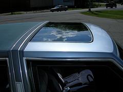 Lincoln Mark VI 1983 photo 5