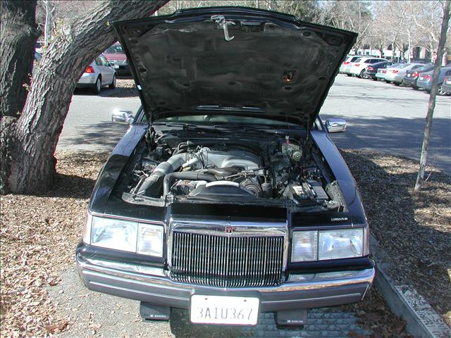 Lincoln Mark VII 1989 photo 2
