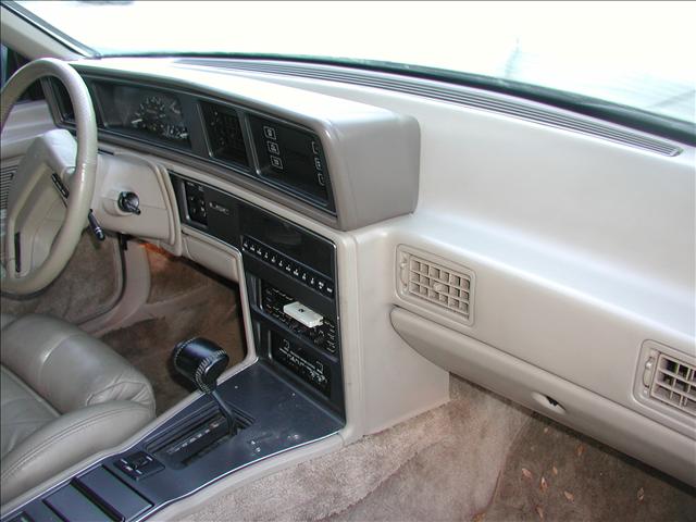 Lincoln Mark VII 1989 photo 4