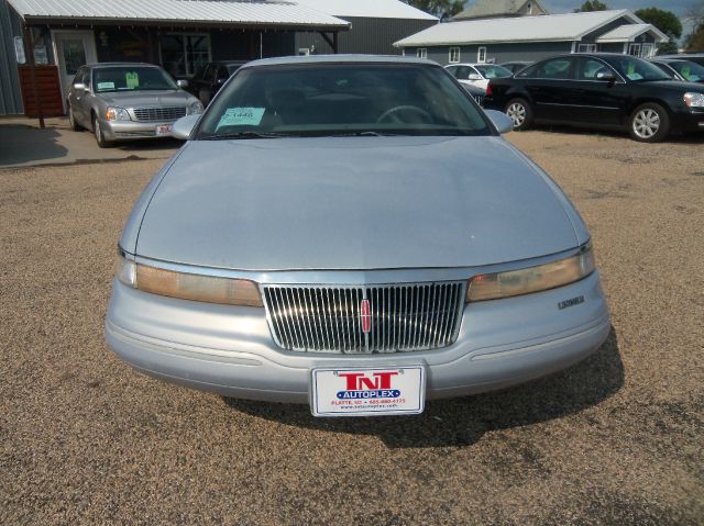 Lincoln Mark VIII 1993 photo 3