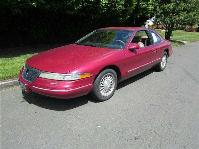 Lincoln Mark VIII 1994 photo 5