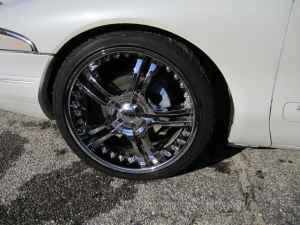 Lincoln Mark VIII 1994 photo 2