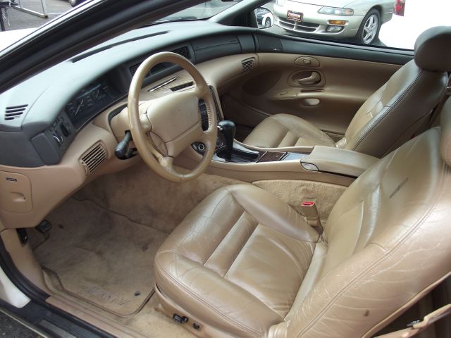 Lincoln Mark VIII 1995 photo 4