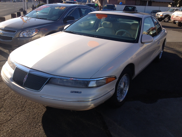 Lincoln Mark VIII 1995 photo 1