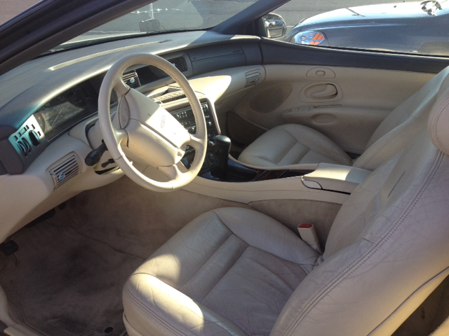 Lincoln Mark VIII 1995 photo 2