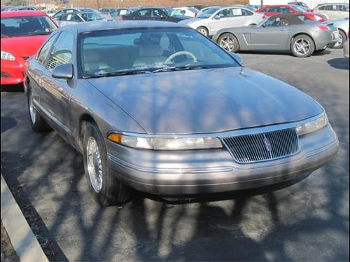 Lincoln Mark VIII 1995 photo 2