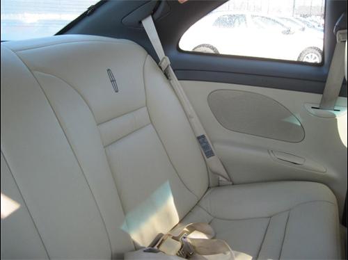 Lincoln Mark VIII 1995 photo 4