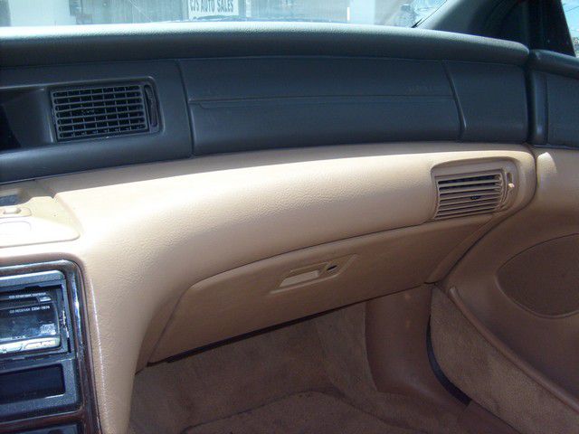Lincoln Mark VIII 1995 photo 16