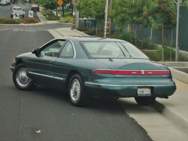 Lincoln Mark VIII 1995 photo 12