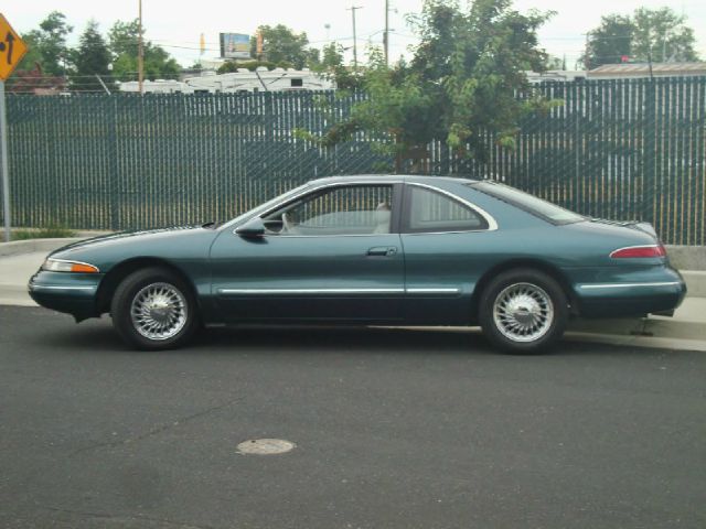 Lincoln Mark VIII 1995 photo 43