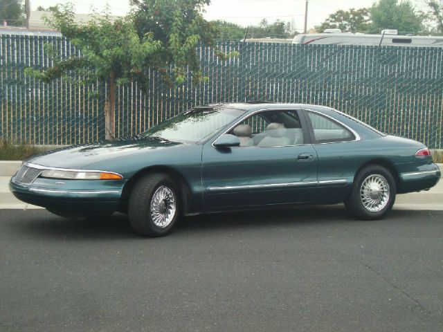Lincoln Mark VIII 1995 photo 47