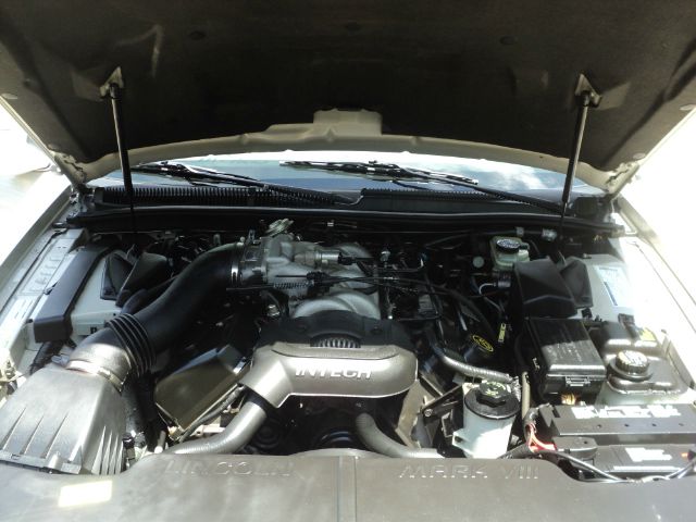 Lincoln Mark VIII 1997 photo 6