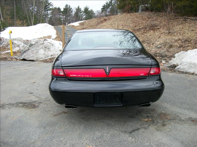 Lincoln Mark VIII 1998 photo 2