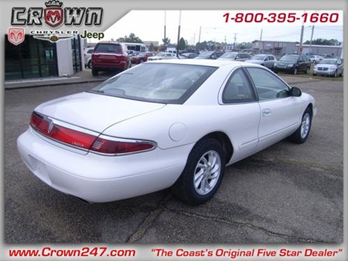 Lincoln Mark VIII 1998 photo 3
