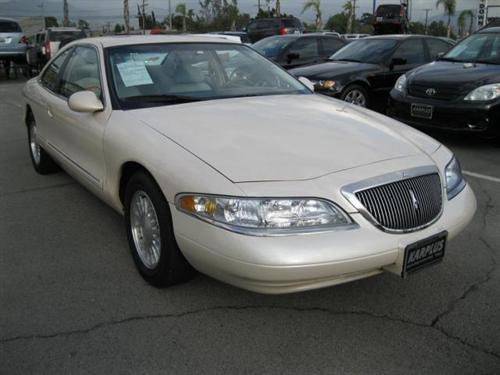 Lincoln Mark VIII 1998 photo 3