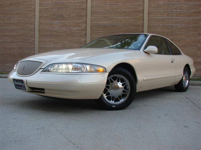 Lincoln Mark VIII AWD Sedan Coupe