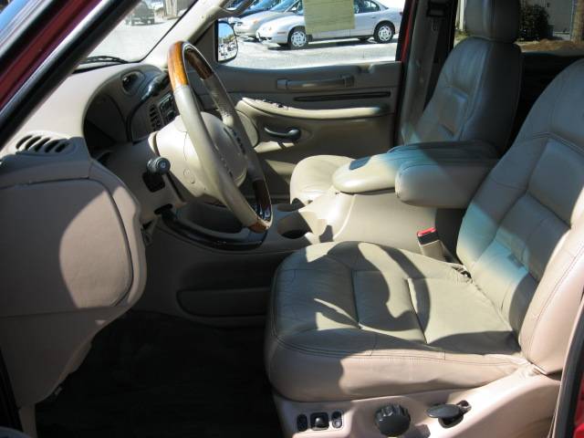 Lincoln Navigator 1998 photo 4