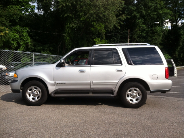 Lincoln Navigator 1998 photo 3