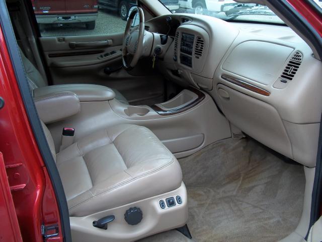 Lincoln Navigator 1998 photo 4