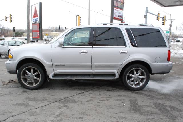 Lincoln Navigator 1998 photo 2