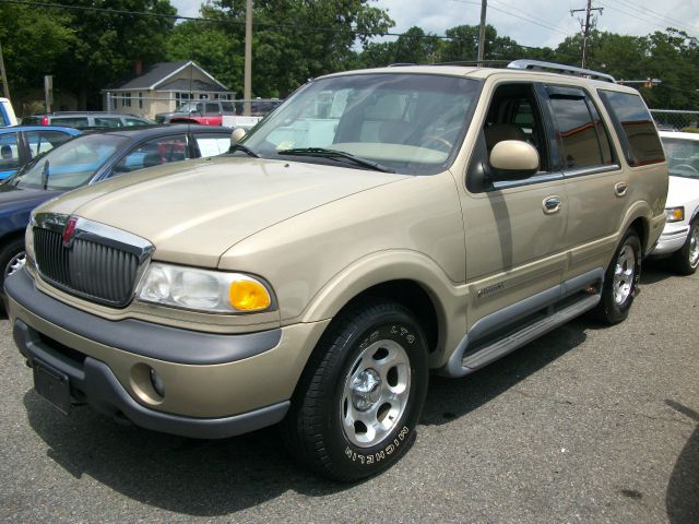 Lincoln Navigator Ram 3500 Diesel 2-WD SUV