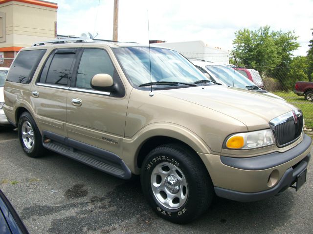 Lincoln Navigator 1998 photo 3