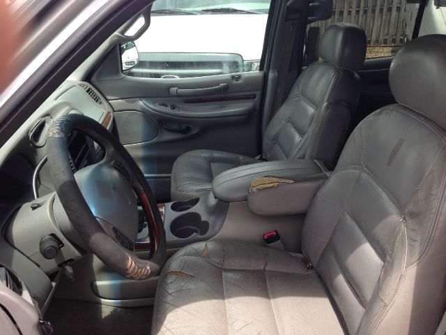 Lincoln Navigator 1998 photo 1
