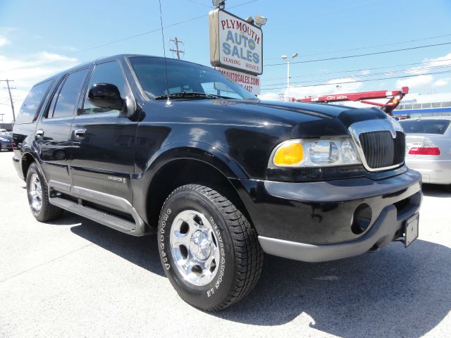 Lincoln Navigator Ram 3500 Diesel 2-WD SUV