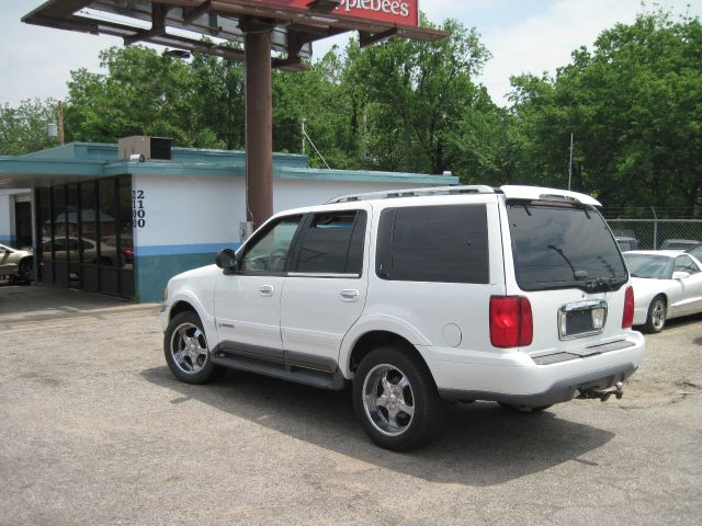 Lincoln Navigator 1998 photo 3