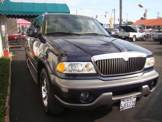 Lincoln Navigator 1998 photo 3