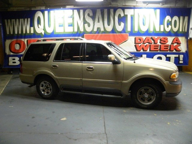 Lincoln Navigator SE One Owner4x4 Unspecified