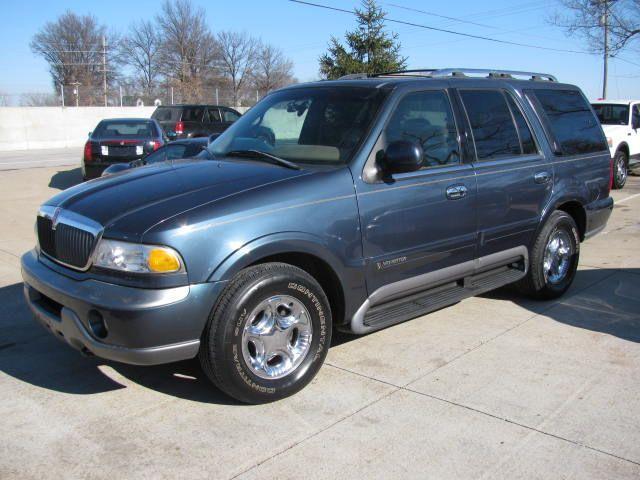 Lincoln Navigator Ram 3500 Diesel 2-WD SUV