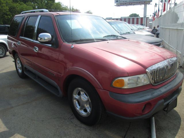 Lincoln Navigator 1999 photo 1