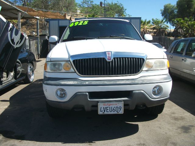 Lincoln Navigator 1999 photo 2