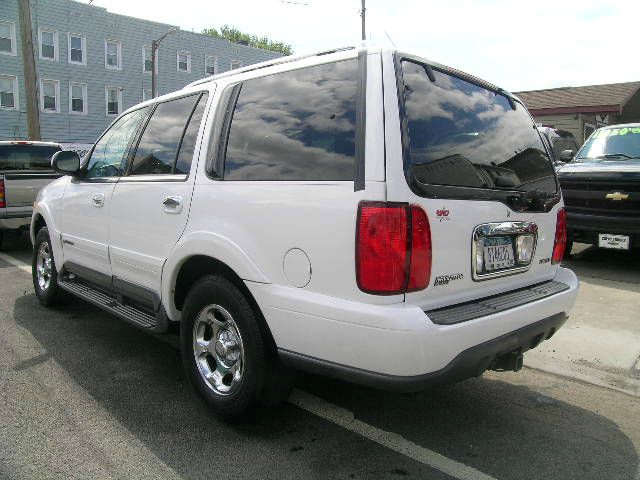 Lincoln Navigator Ram 3500 Diesel 2-WD SUV