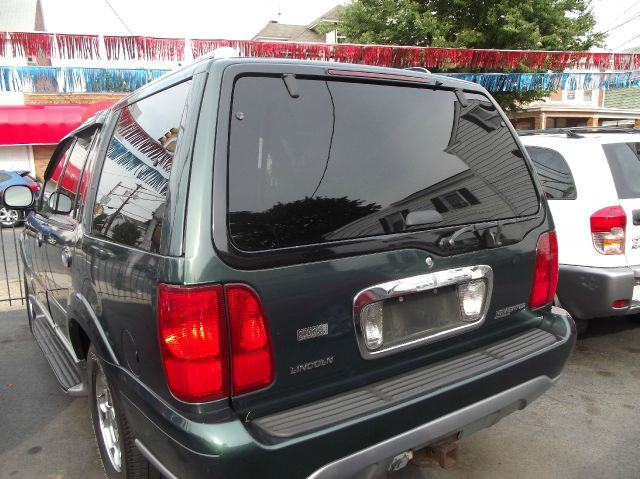 Lincoln Navigator 2000 photo 4