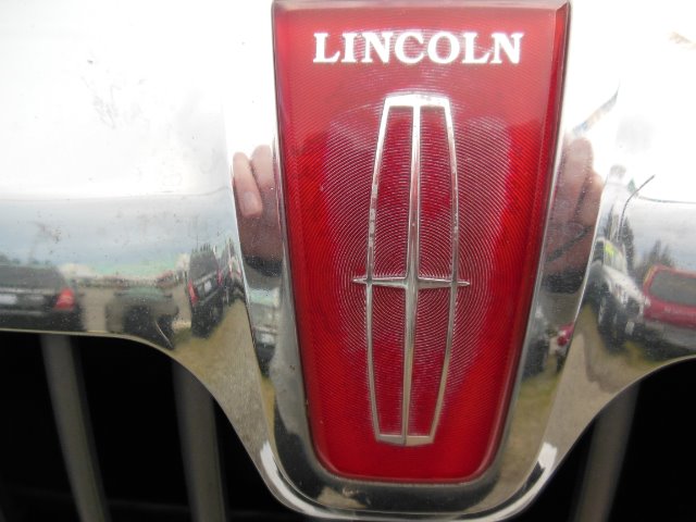 Lincoln Navigator 2000 photo 3