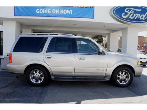 Lincoln Navigator 2001 photo 1