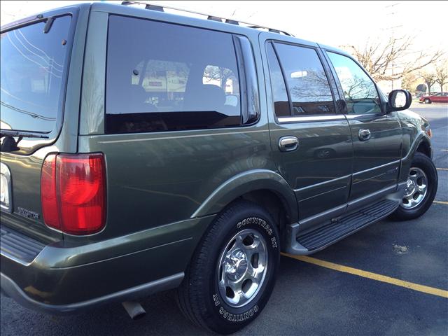 Lincoln Navigator 2001 photo 4