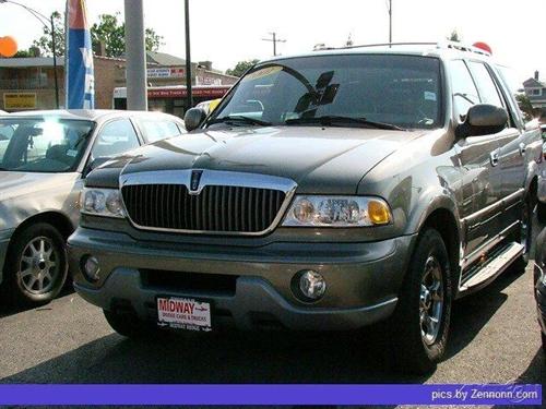 Lincoln Navigator 2001 photo 2