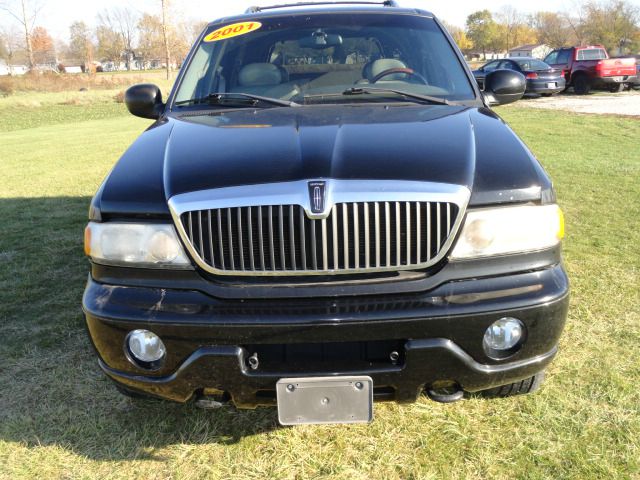Lincoln Navigator 2001 photo 1