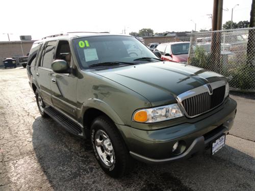 Lincoln Navigator 2001 photo 2