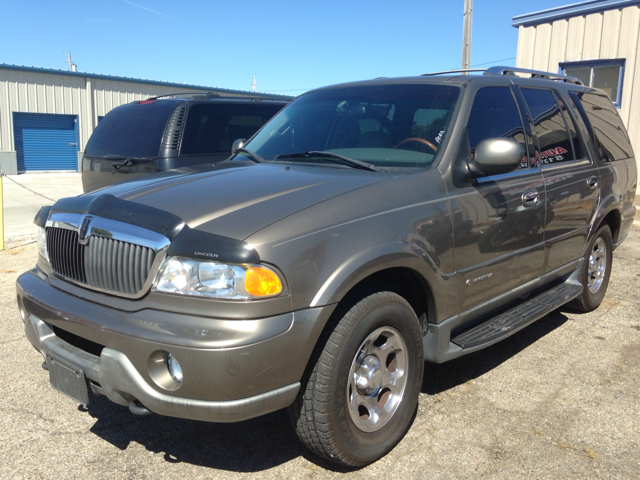 Lincoln Navigator 2001 photo 3