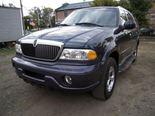 Lincoln Navigator 2001 photo 4
