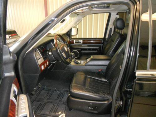 Lincoln Navigator 2003 photo 4