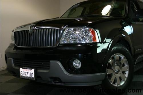 Lincoln Navigator 2003 photo 1