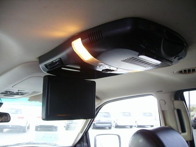 Lincoln Navigator 2003 photo 2