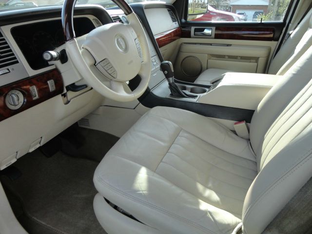Lincoln Navigator 1500 HD LT SUV