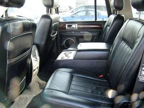 Lincoln Navigator 2003 photo 5