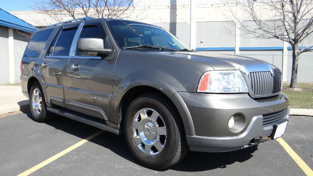 Lincoln Navigator 2003 photo 1